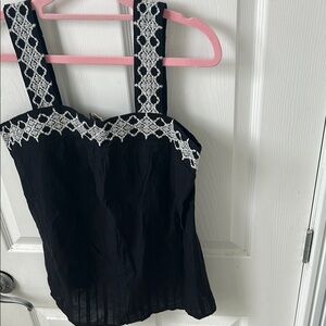 Universal Thread 100% Cotton Chic Black and White Blouse with Elegant Detailing